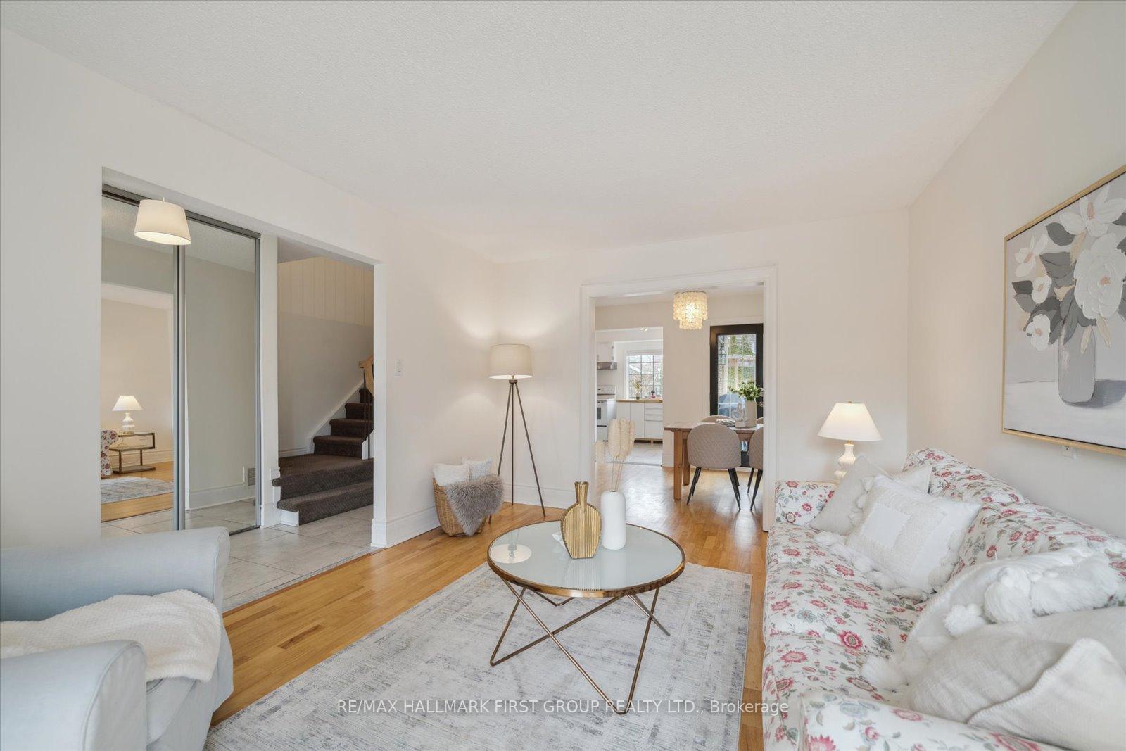 Photo 7 of 1210 Canborough Crescent, Pickering, Liverpool — HOMEH