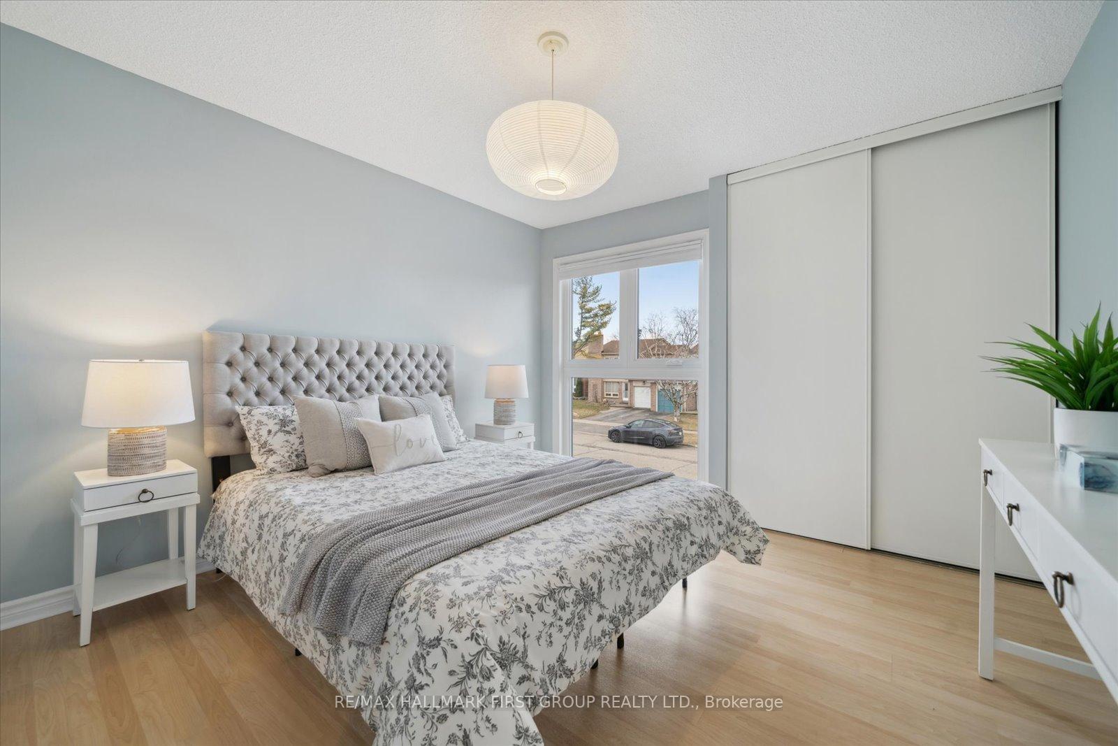 Photo 15 of 1210 Canborough Crescent, Pickering, Liverpool — HOMEH