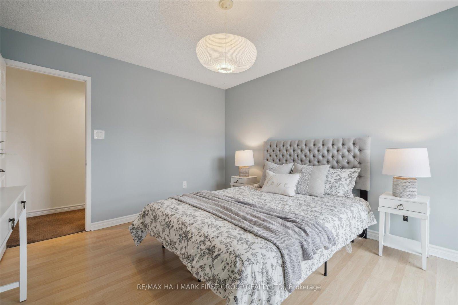 Photo 16 of 1210 Canborough Crescent, Pickering, Liverpool — HOMEH
