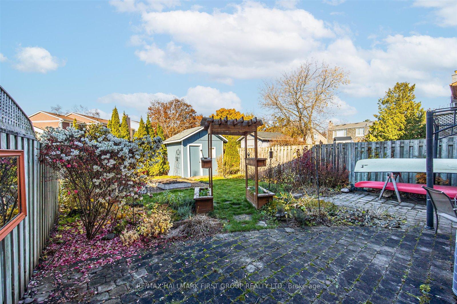 Photo 22 of 1210 Canborough Crescent, Pickering, Liverpool — HOMEH