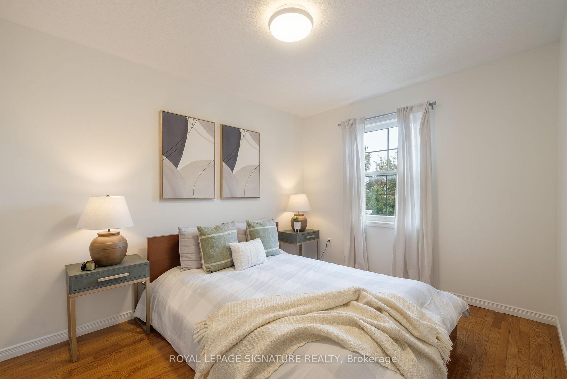 Photo 15 of 107 Brownridge Place, Whitby, Williamsburg — HOMEH