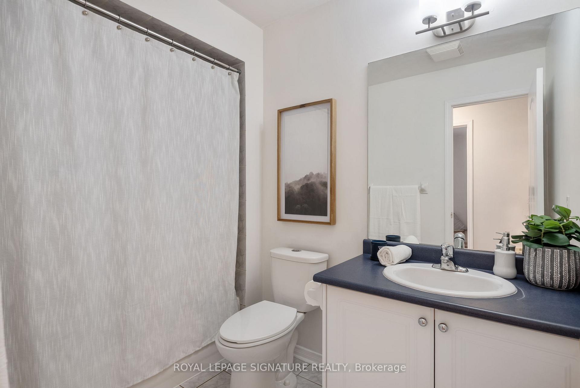 Photo 18 of 107 Brownridge Place, Whitby, Williamsburg — HOMEH