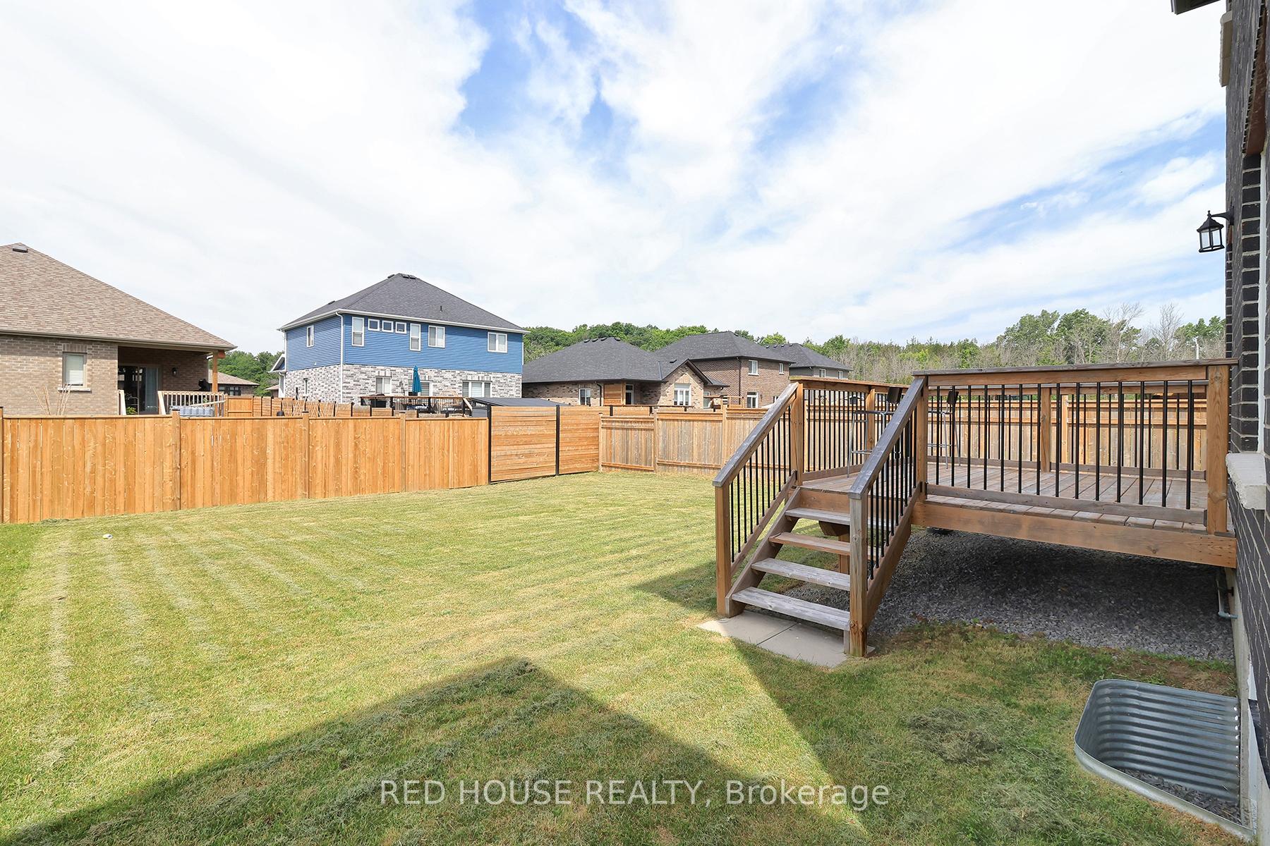 Photo 3 of 67 Stonecrest Boulevard N, Quinte West, Sidney Ward — HOMEH