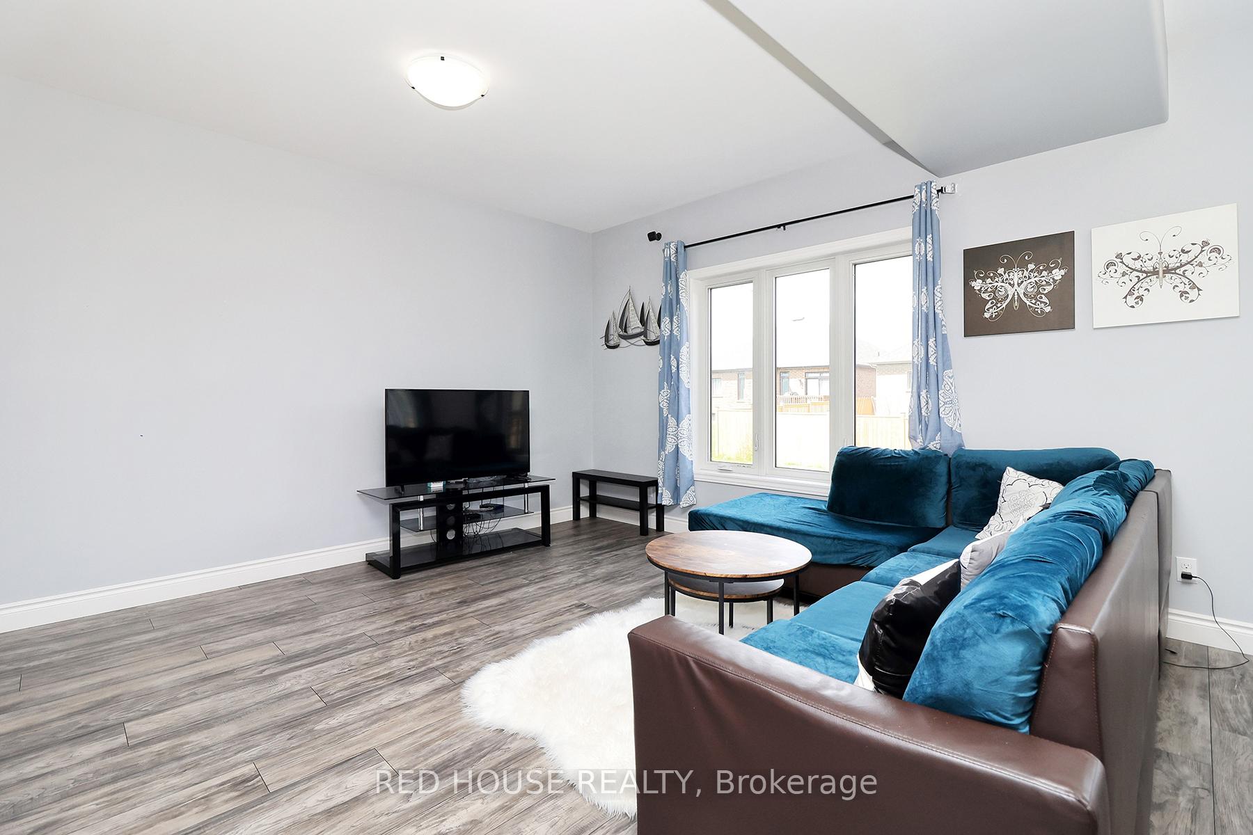 Photo 31 of 67 Stonecrest Boulevard N, Quinte West, Sidney Ward — HOMEH