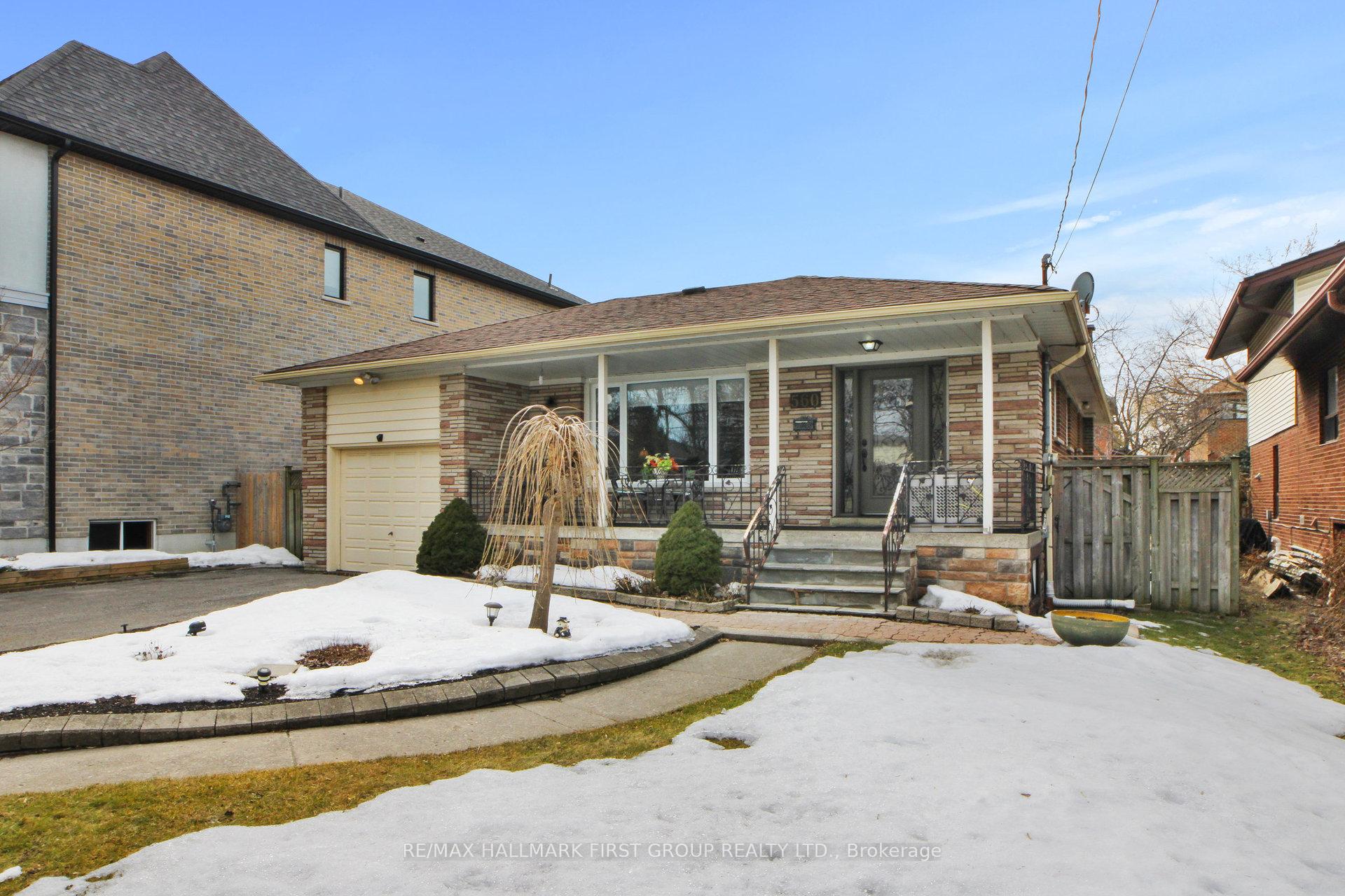 Photo 2 of 560 Rougemount Drive, Pickering, Rosebank — HOMEH