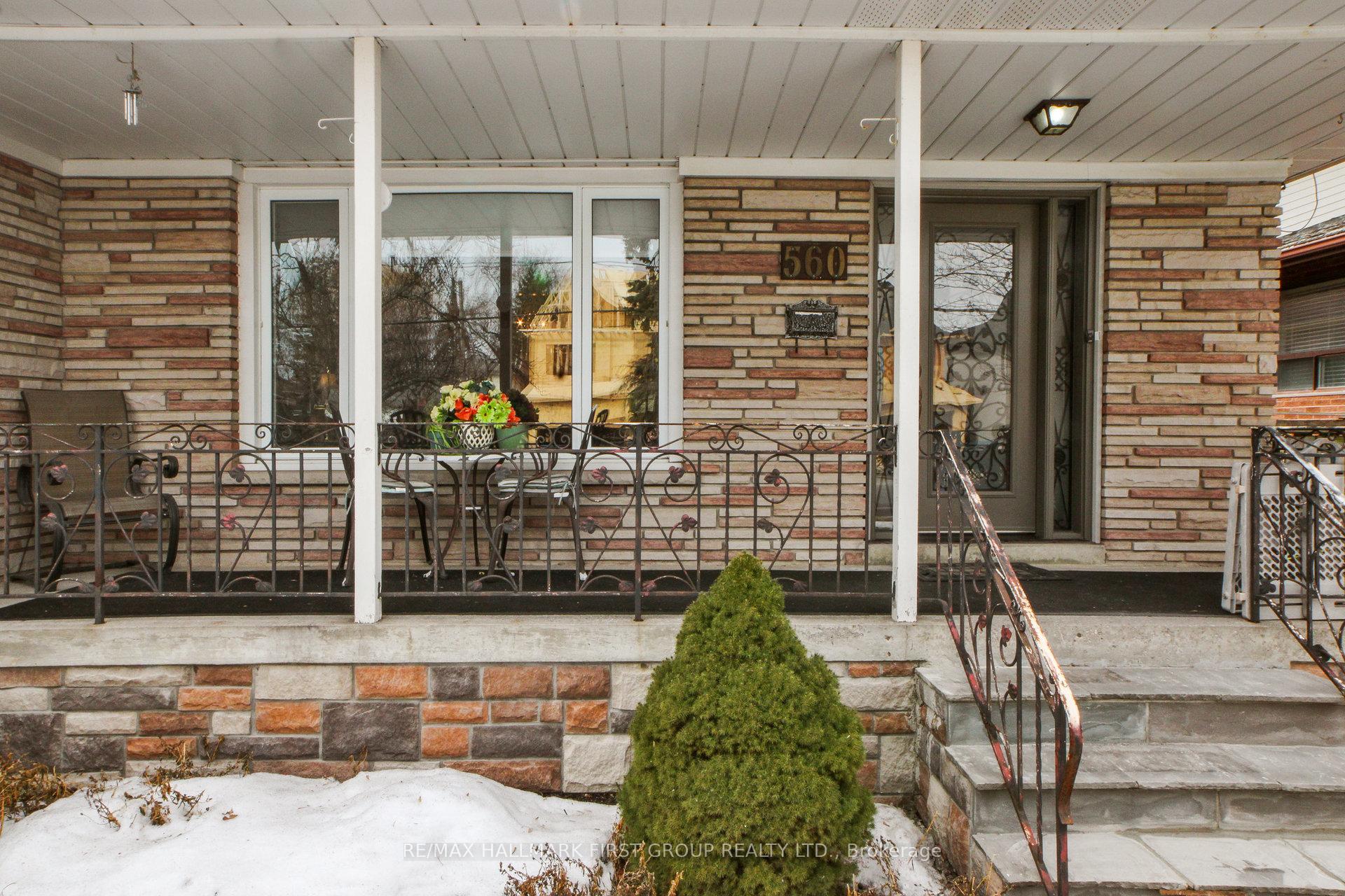 Photo 3 of 560 Rougemount Drive, Pickering, Rosebank — HOMEH