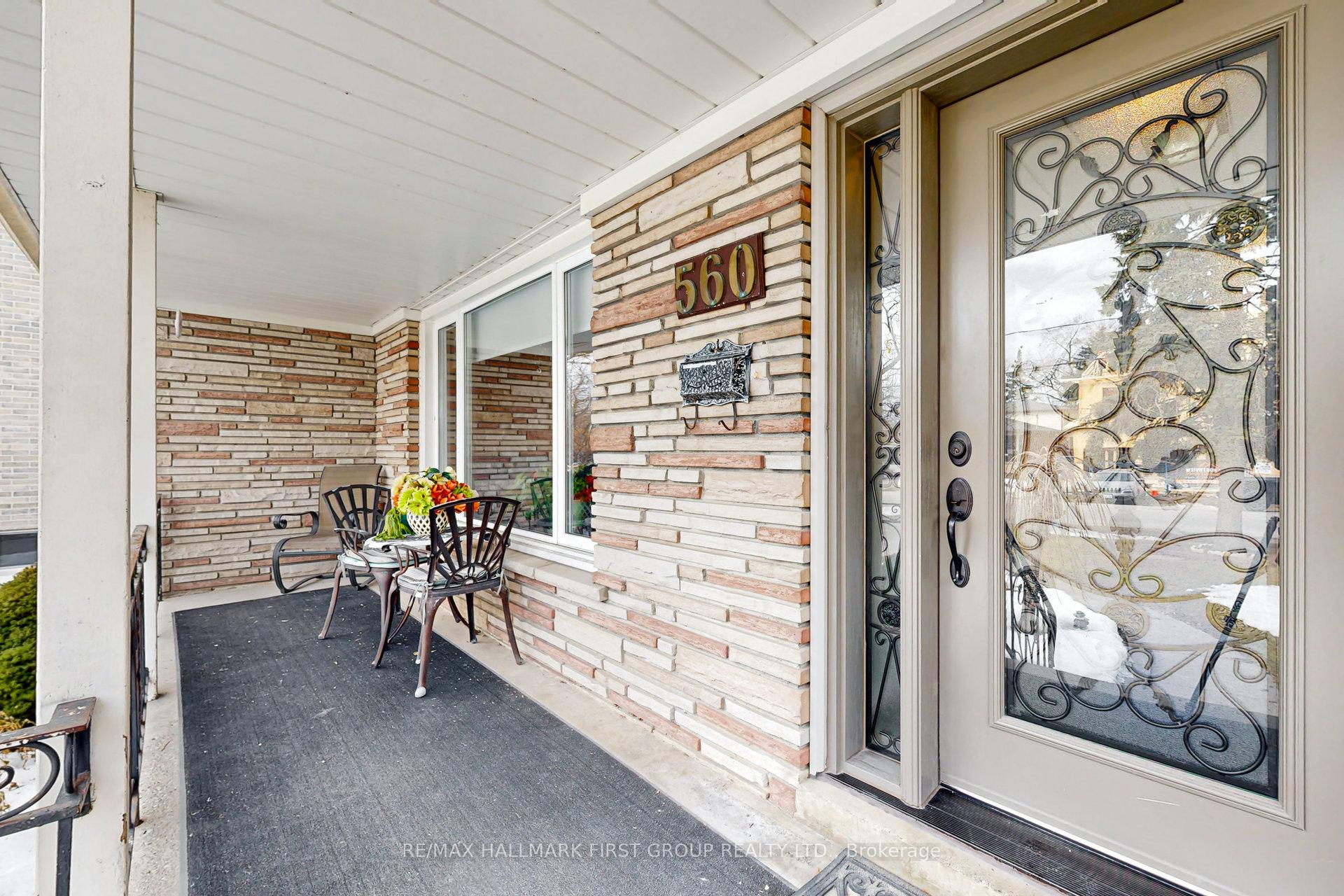 Photo 4 of 560 Rougemount Drive, Pickering, Rosebank — HOMEH