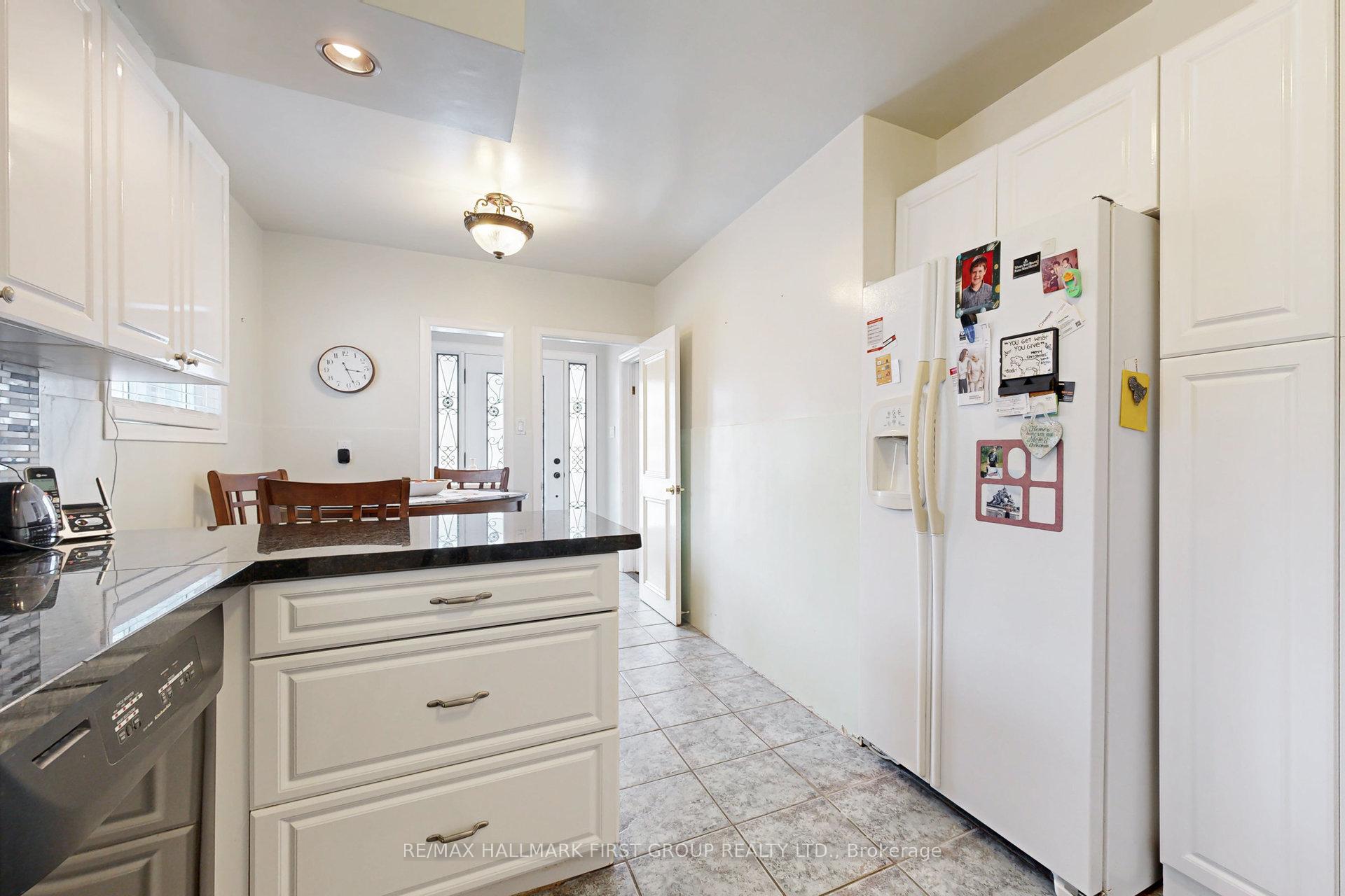 Photo 9 of 560 Rougemount Drive, Pickering, Rosebank — HOMEH
