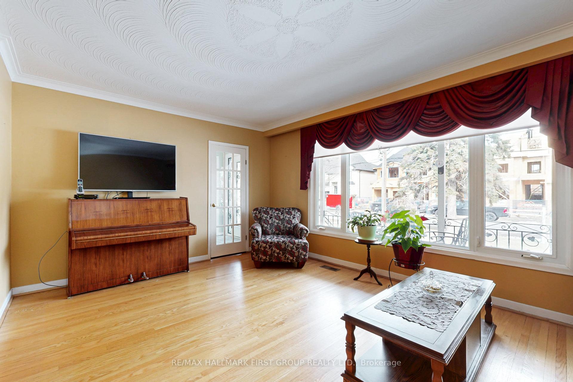 Photo 12 of 560 Rougemount Drive, Pickering, Rosebank — HOMEH