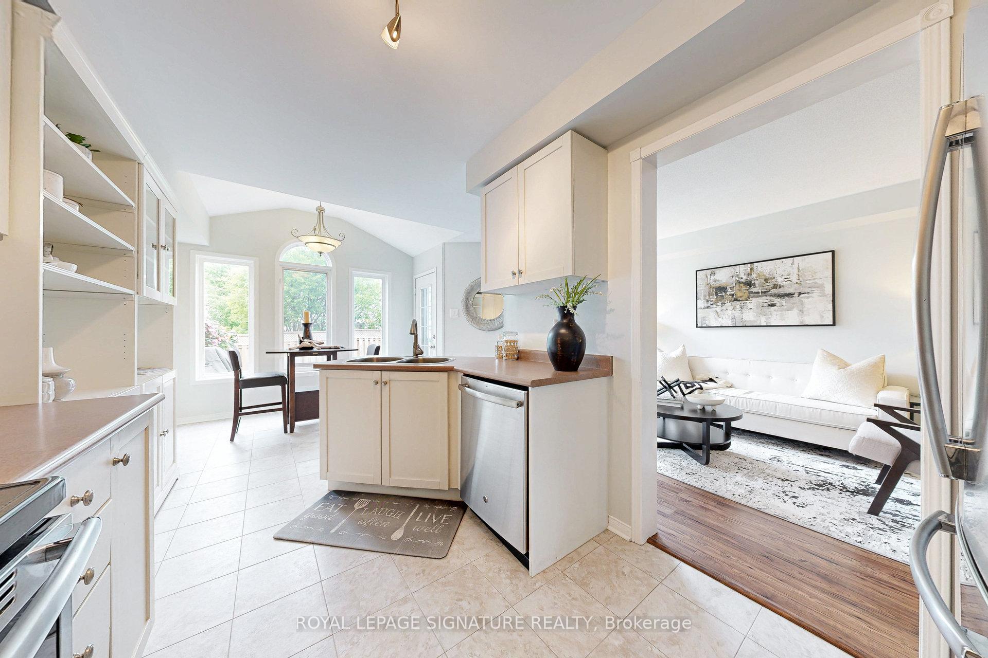 Photo 13 of 62 Breakwater Drive, Whitby, Port Whitby — HOMEH
