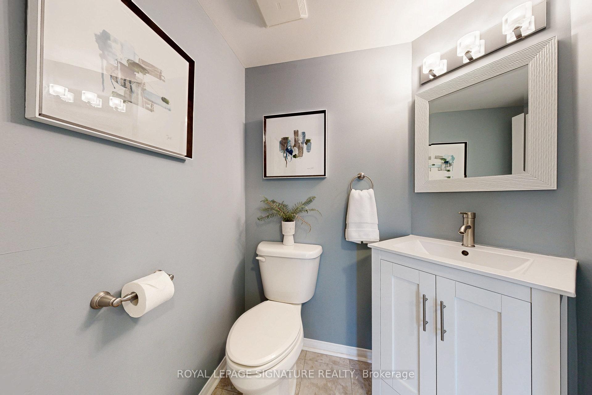 Photo 17 of 62 Breakwater Drive, Whitby, Port Whitby — HOMEH