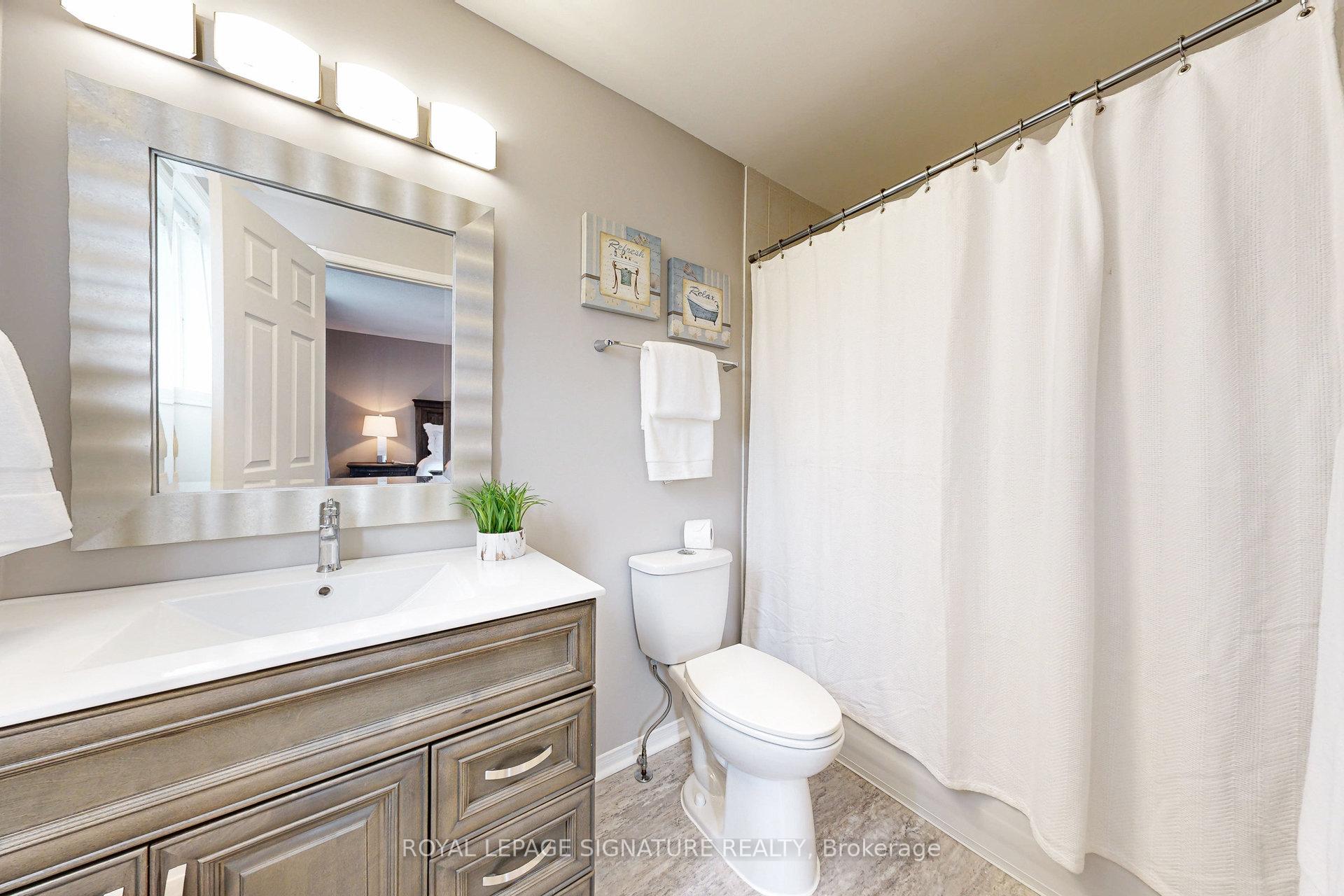 Photo 21 of 62 Breakwater Drive, Whitby, Port Whitby — HOMEH