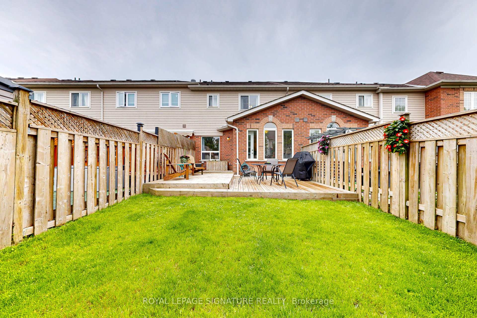 Photo 40 of 62 Breakwater Drive, Whitby, Port Whitby — HOMEH