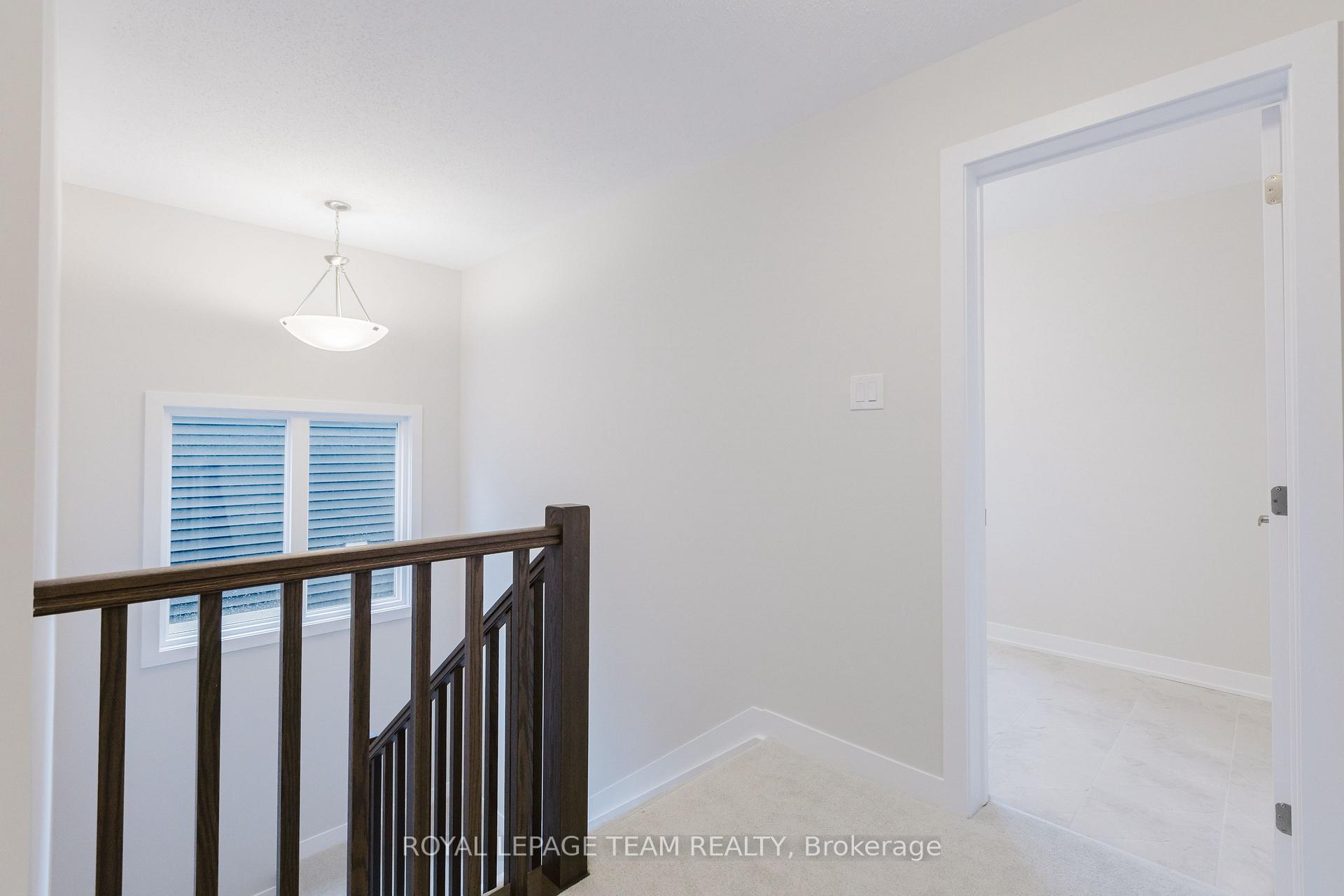 Photo 13 of 610 Expansion Road, Ottawa, Barrhaven - Half Moon Bay — HOMEH