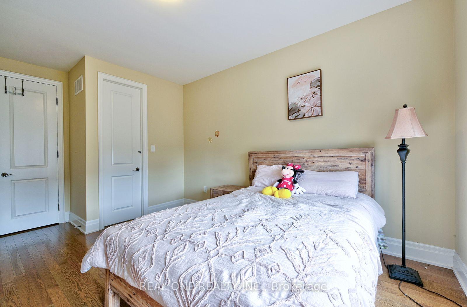 Photo 3 of Unit 1 Br, 96 Via Romano Boulevard, Vaughan, Patterson — HOMEH