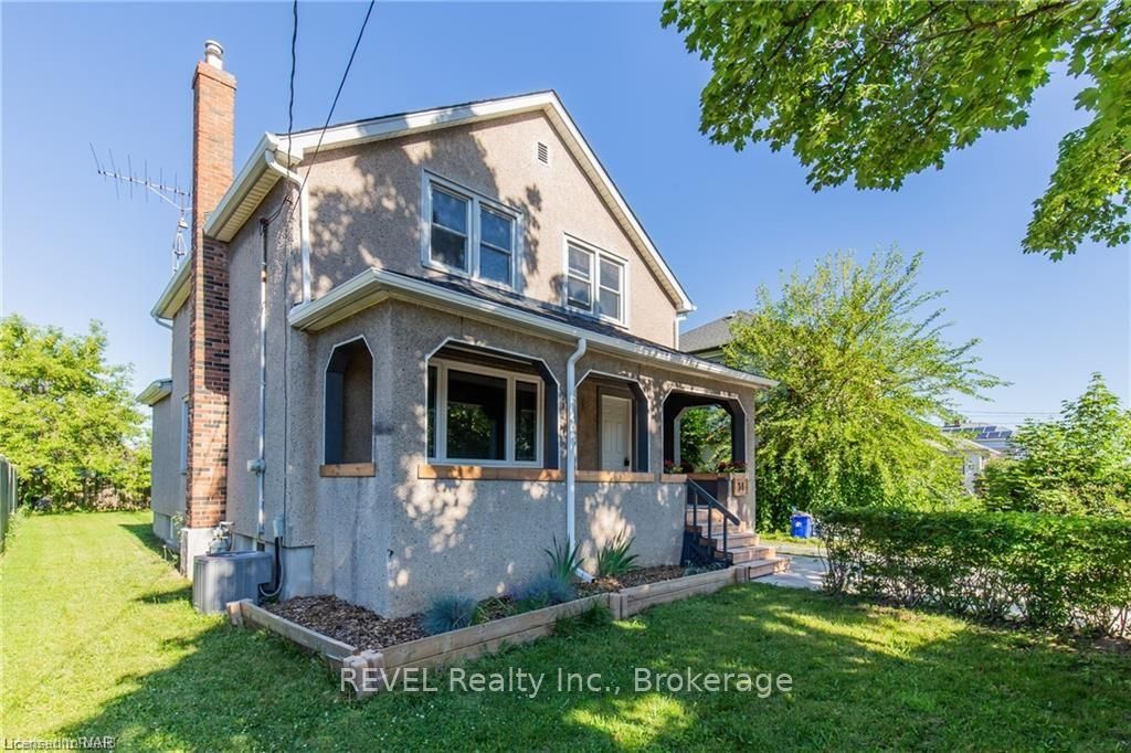 Photo 2 of 31 Lyons Avenue, Welland, Lincoln/Crowland — HOMEH