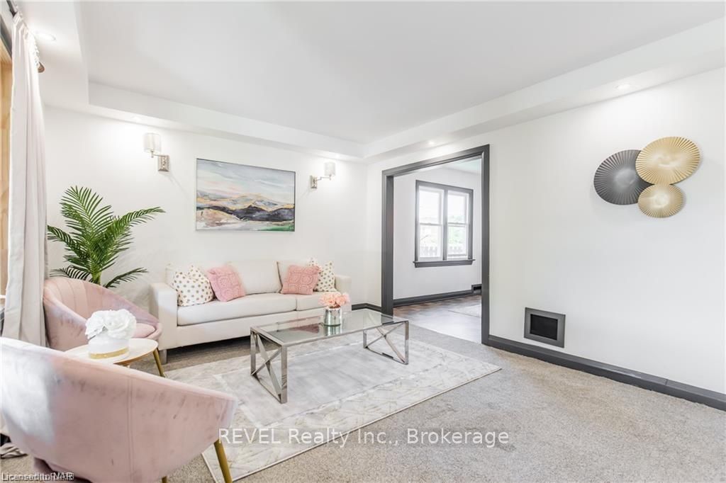Photo 10 of 31 Lyons Avenue, Welland, Lincoln/Crowland — HOMEH