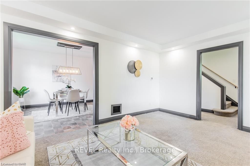Photo 11 of 31 Lyons Avenue, Welland, Lincoln/Crowland — HOMEH