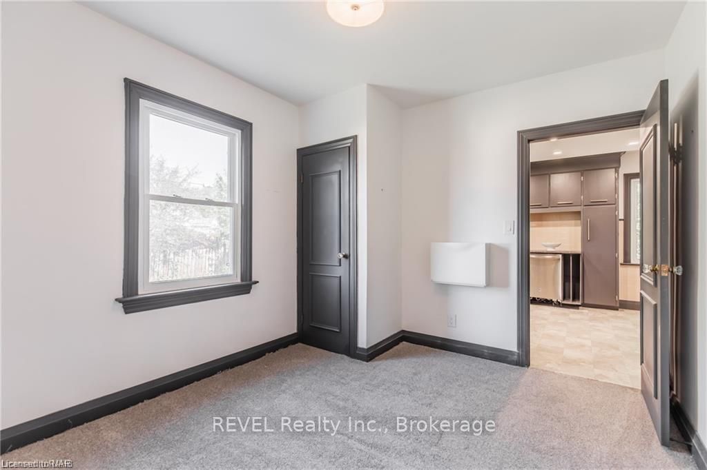 Photo 19 of 31 Lyons Avenue, Welland, Lincoln/Crowland — HOMEH