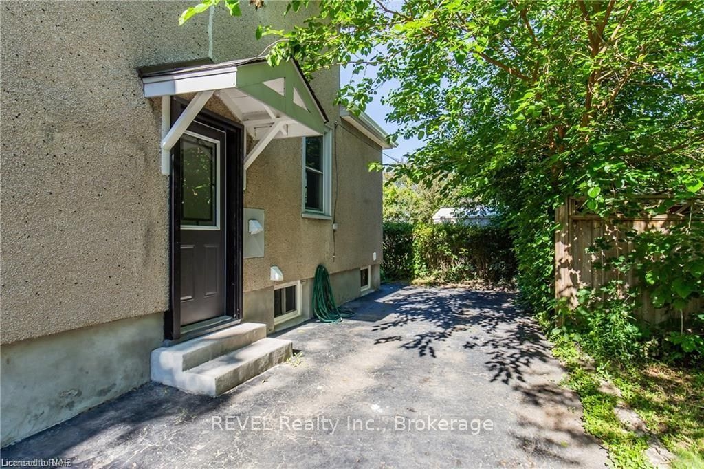 Photo 29 of 31 Lyons Avenue, Welland, Lincoln/Crowland — HOMEH