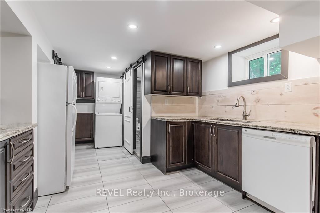 Photo 33 of 31 Lyons Avenue, Welland, Lincoln/Crowland — HOMEH