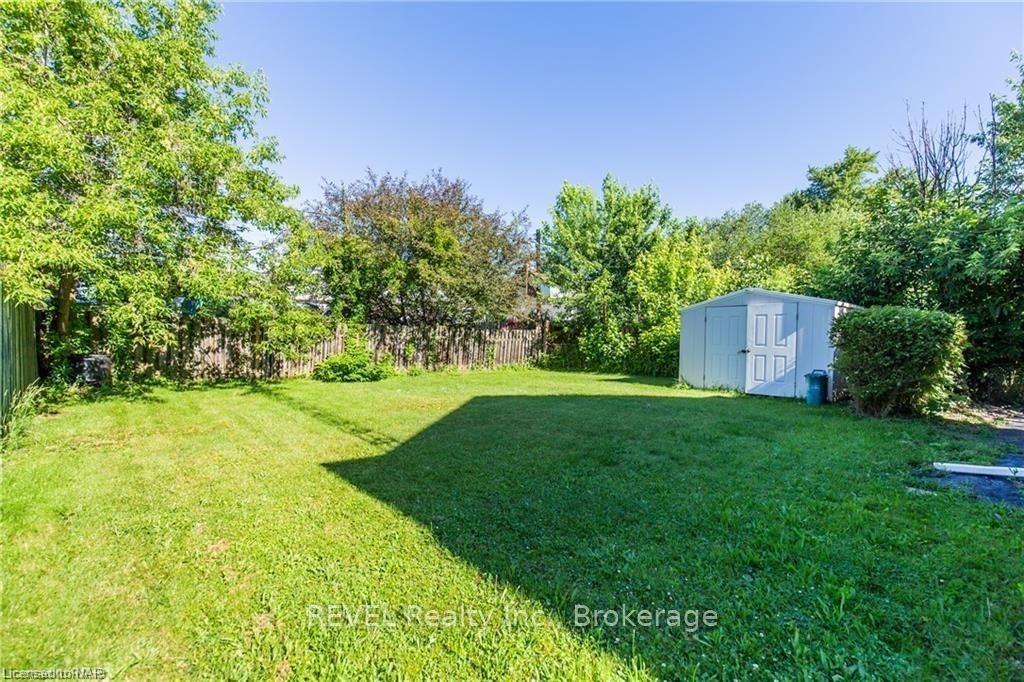 Photo 40 of 31 Lyons Avenue, Welland, Lincoln/Crowland — HOMEH