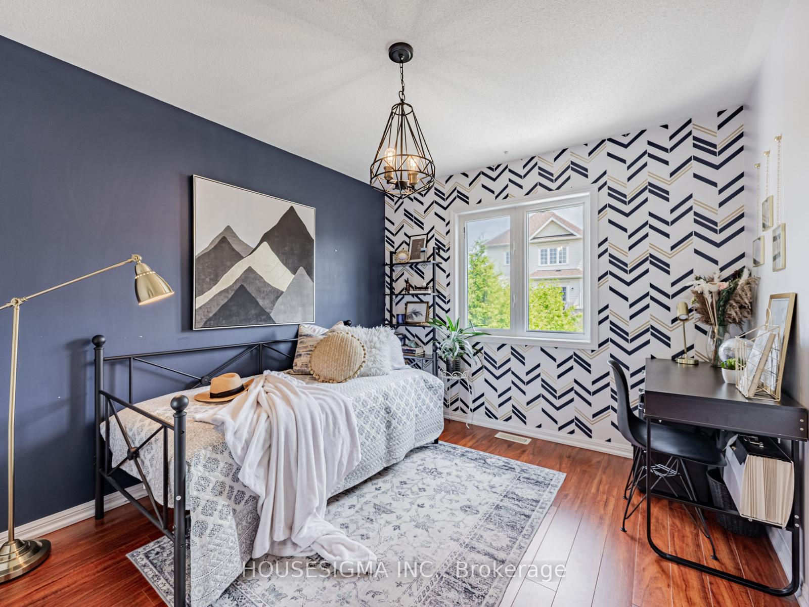 Photo 17 of 9 Devlin Crescent, Whitby, Blue Grass Meadows — HOMEH