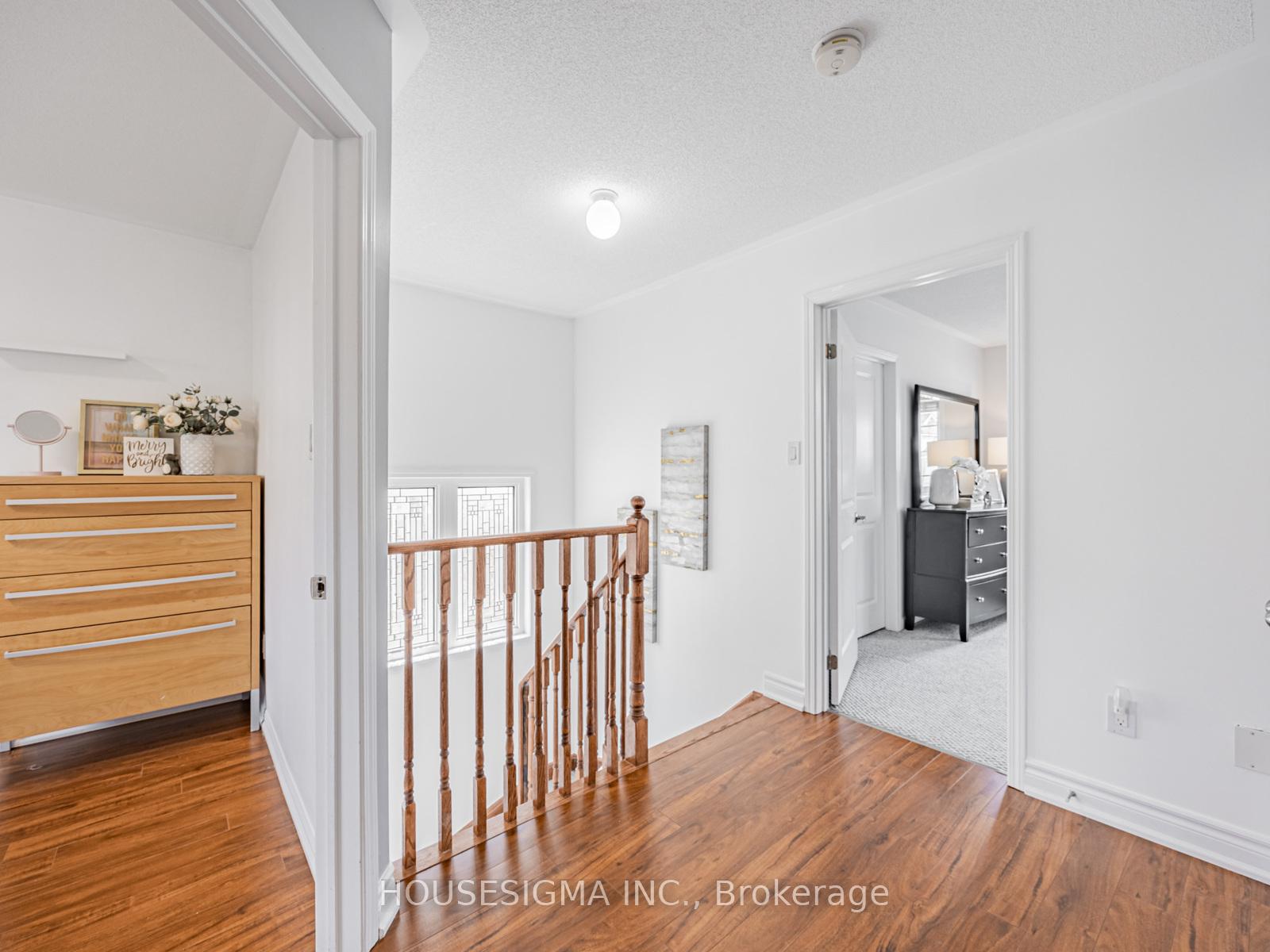 Photo 19 of 9 Devlin Crescent, Whitby, Blue Grass Meadows — HOMEH