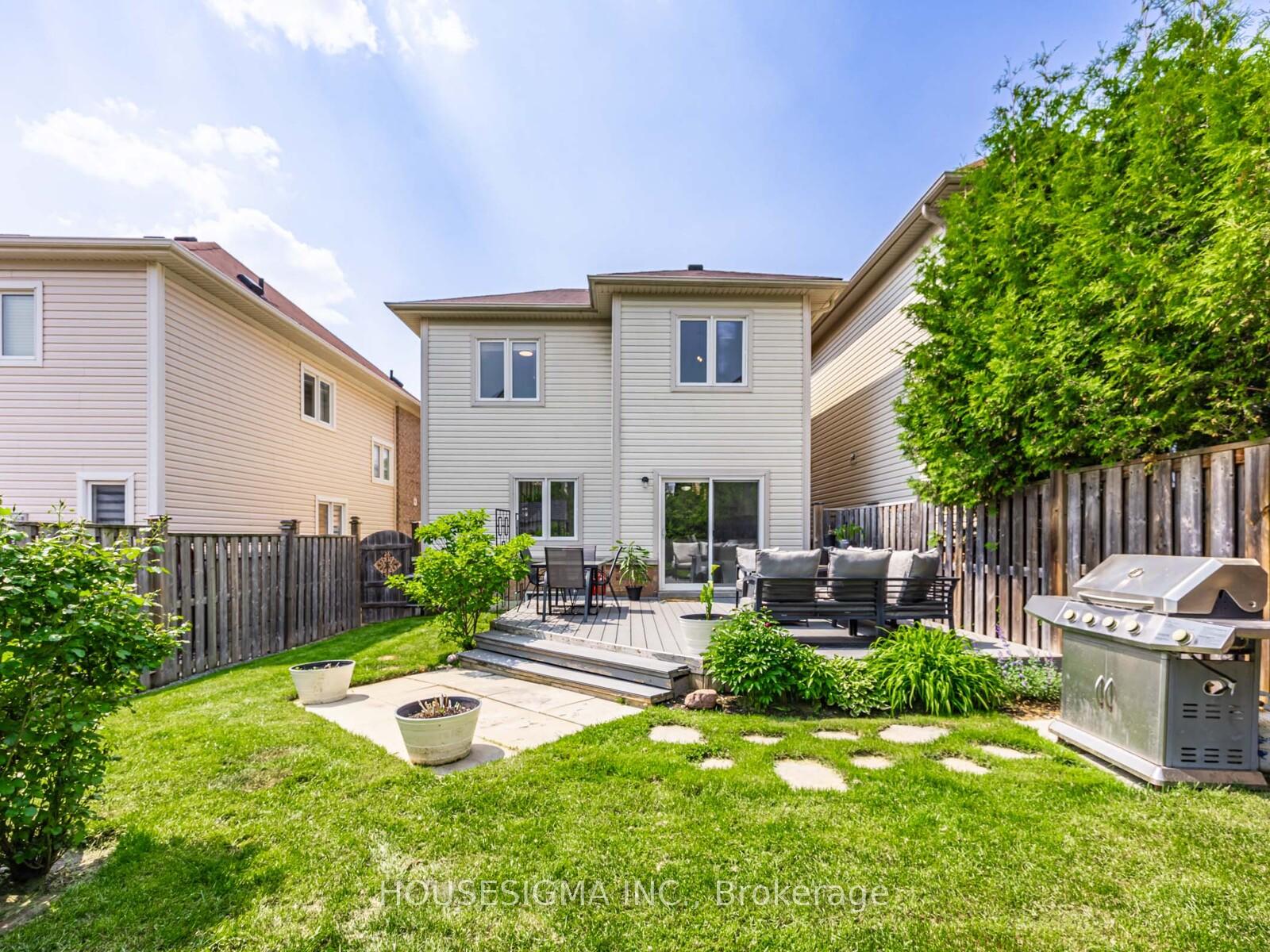Photo 31 of 9 Devlin Crescent, Whitby, Blue Grass Meadows — HOMEH