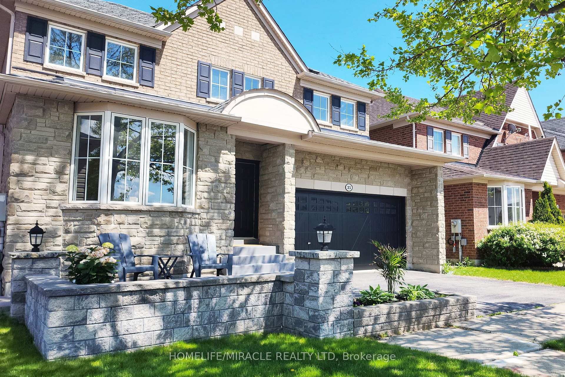 Photo 2 of 35 Rushbrooke Way, Ajax, Northeast Ajax — HOMEH
