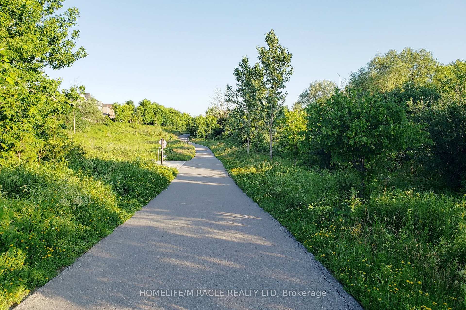 Photo 35 of 35 Rushbrooke Way, Ajax, Northeast Ajax — HOMEH