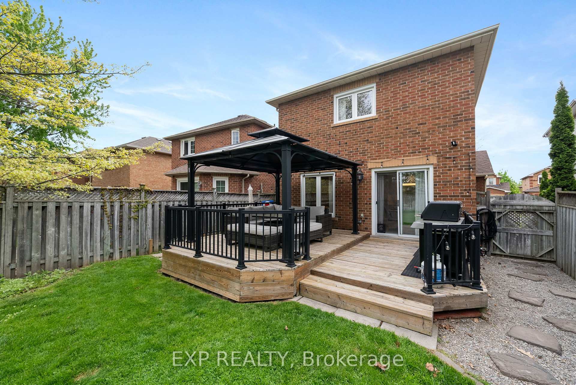 Photo 27 of 24 Glenmore Drive, Whitby, Downtown Whitby — HOMEH