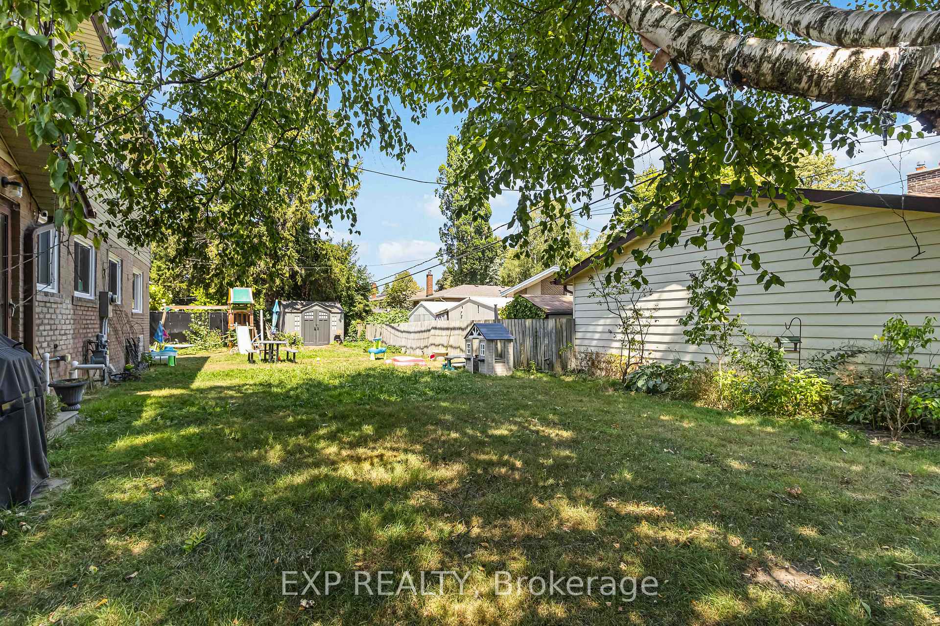 Photo 34 of 19 Preston Court, Ajax, South East — HOMEH