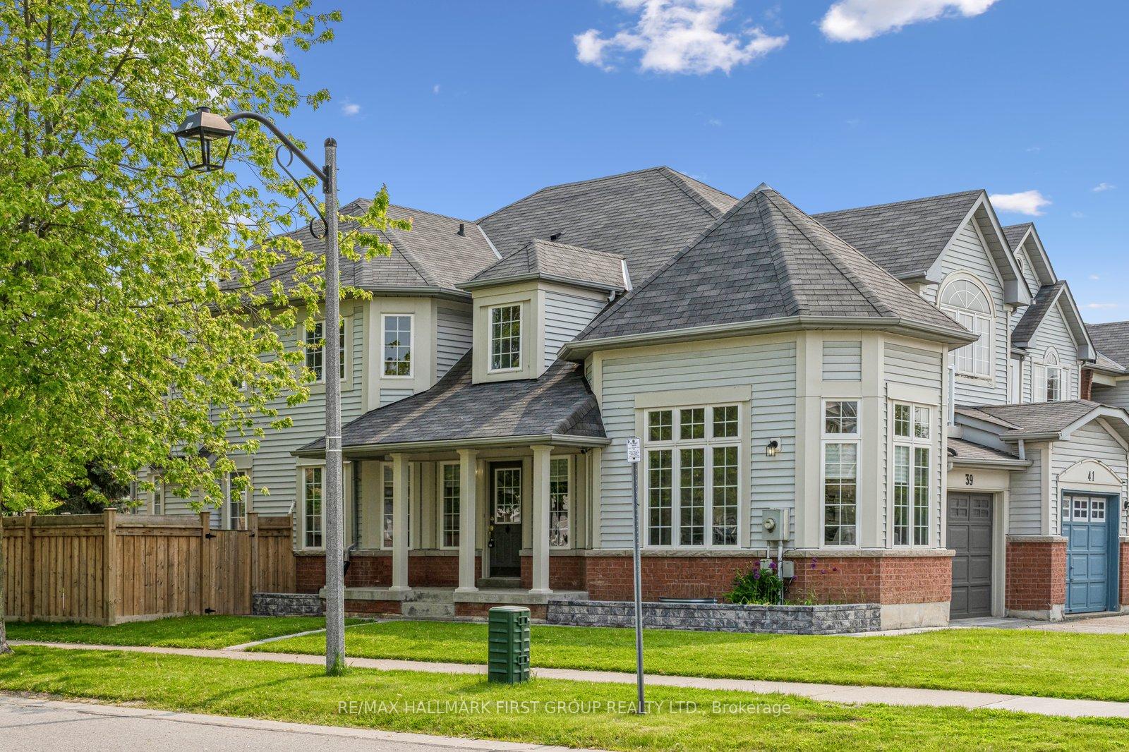 Photo 1 of 39 Breakwater Drive, Whitby, Port Whitby — HOMEH