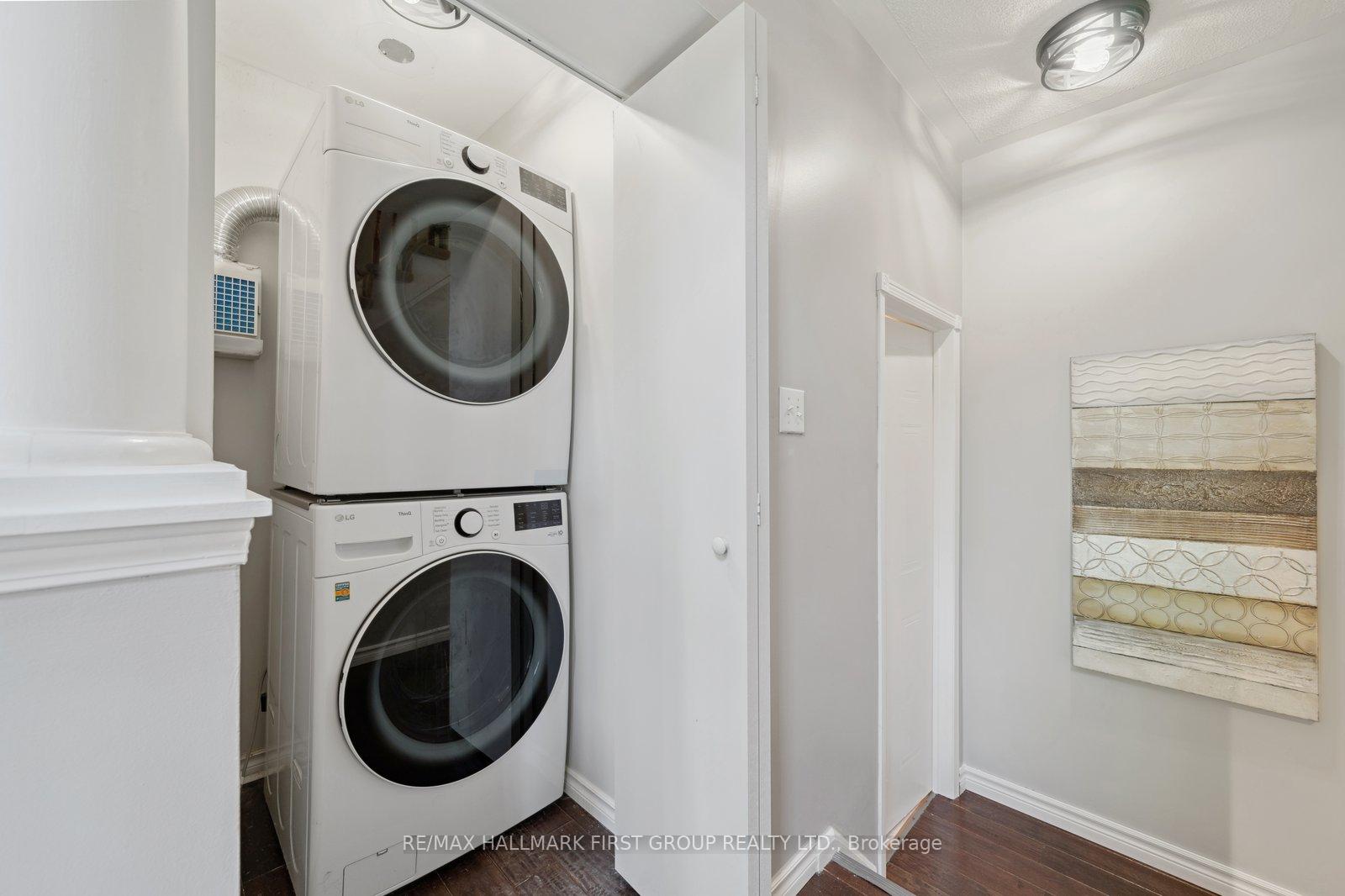 Photo 11 of 39 Breakwater Drive, Whitby, Port Whitby — HOMEH