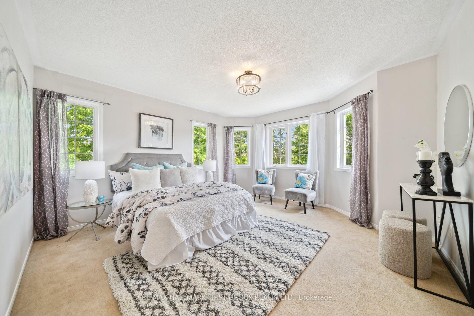 Photo 12 of 39 Breakwater Drive, Whitby, Port Whitby — HOMEH