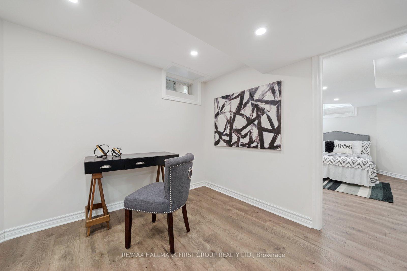 Photo 17 of 39 Breakwater Drive, Whitby, Port Whitby — HOMEH