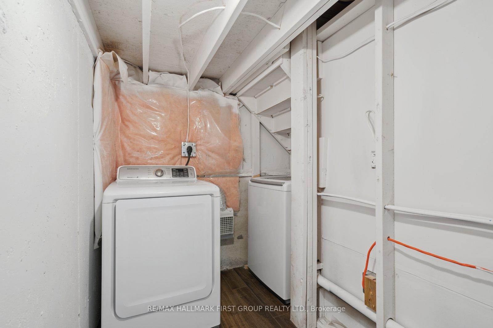 Photo 23 of 39 Breakwater Drive, Whitby, Port Whitby — HOMEH