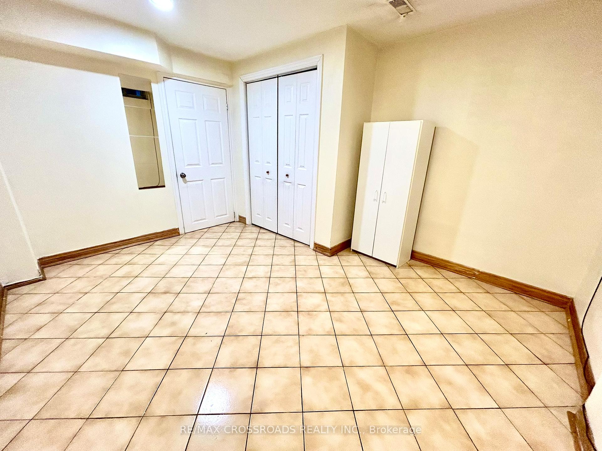 Photo 12 of Unit Bsmnt, 70 Keefer Court, Vaughan, Brownridge — HOMEH