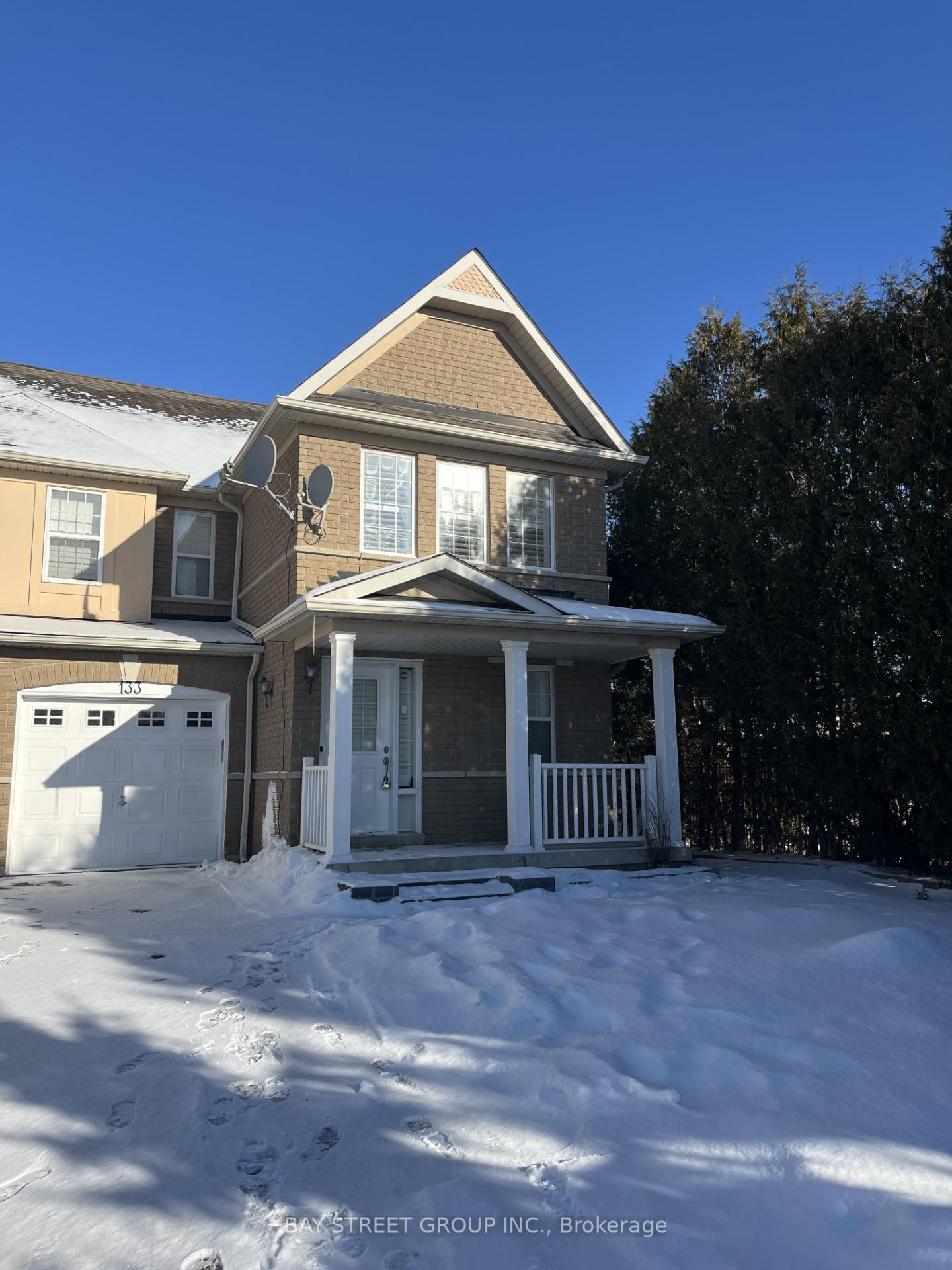 Photo 1 of 133 Hollywood Hill Circle, Vaughan, Vellore Village — HOMEH