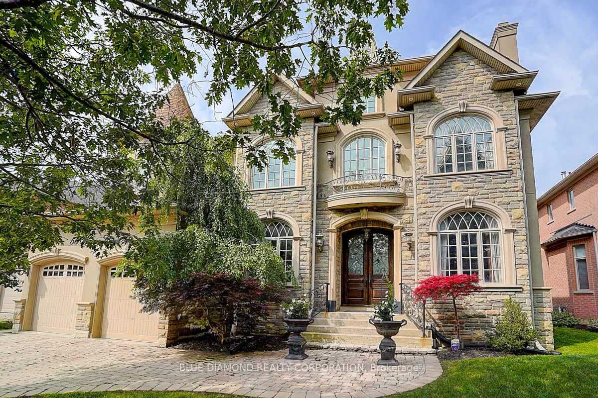 Photo 1 of 56 Weaver Court, Vaughan, Kleinburg — HOMEH
