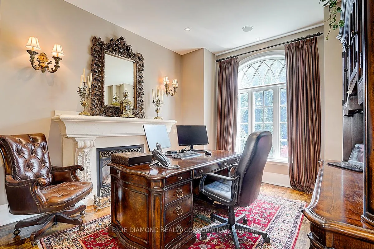 Photo 14 of 56 Weaver Court, Vaughan, Kleinburg — HOMEH