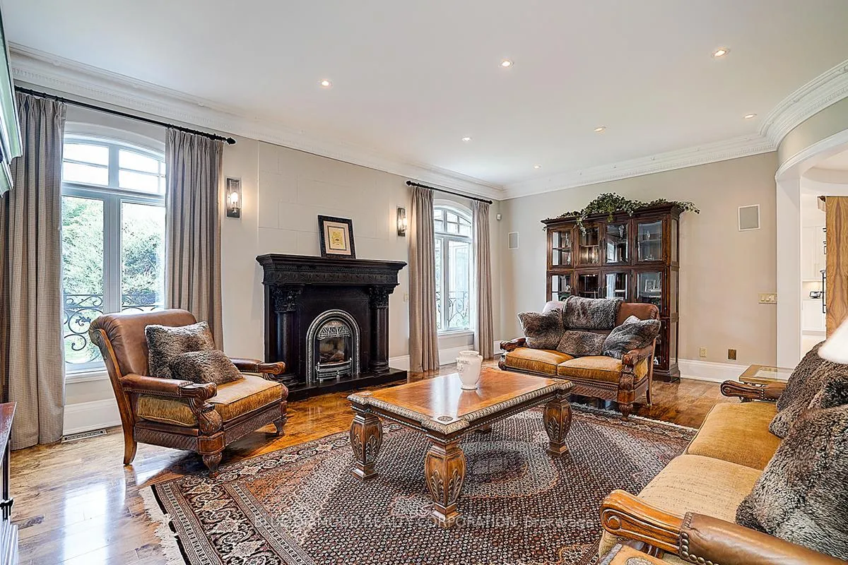Photo 21 of 56 Weaver Court, Vaughan, Kleinburg — HOMEH