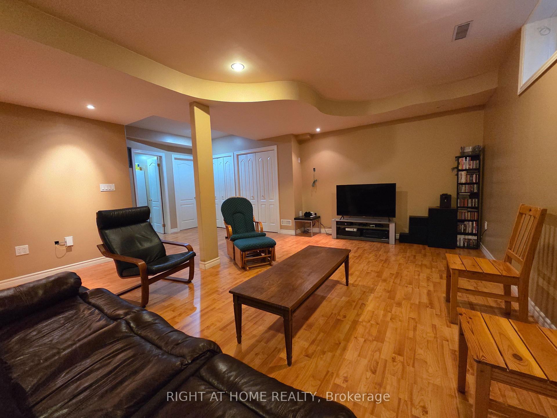 Photo 32 of 96 Maple Stand Way, Ottawa, Barrhaven East — HOMEH