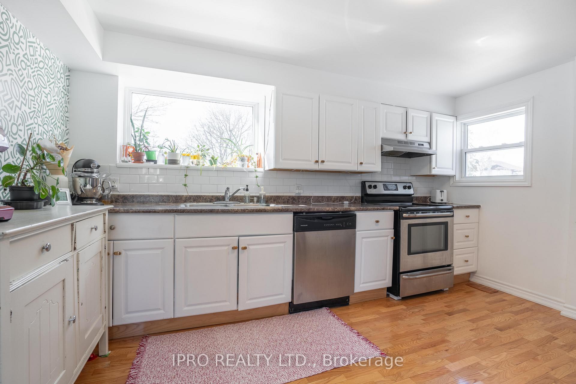 Photo 13 of 175 Shuter Street, Quinte West, Trenton Ward — HOMEH