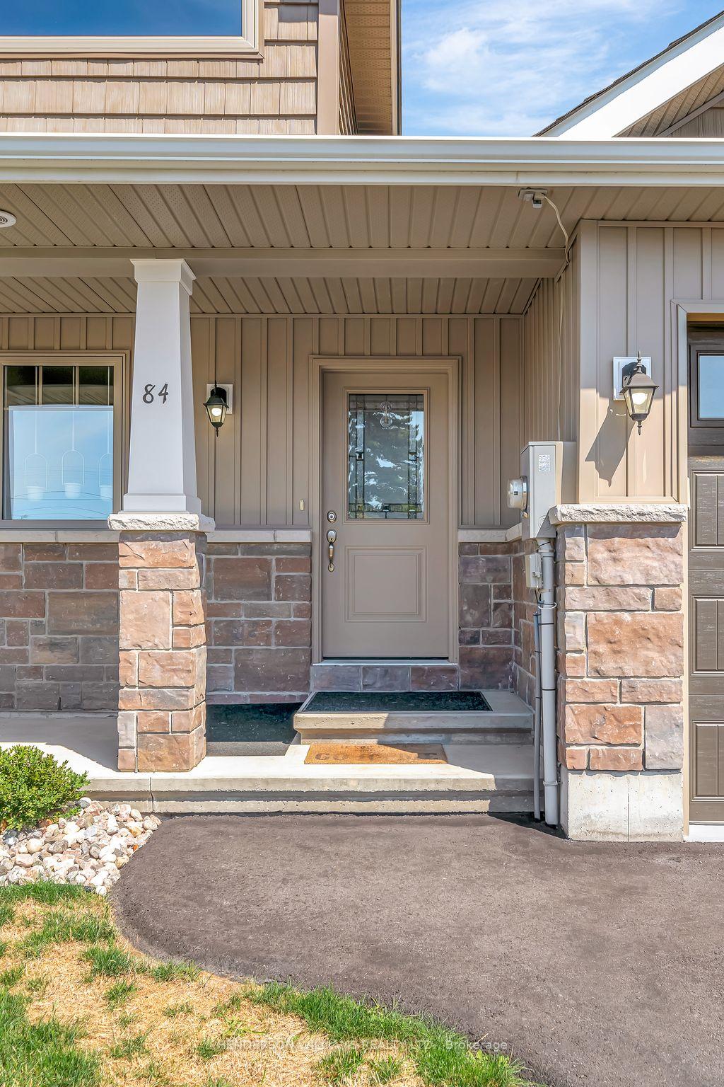 Photo 5 of 84 Farrington Crescent, Prince Edward County, Picton Ward — HOMEH