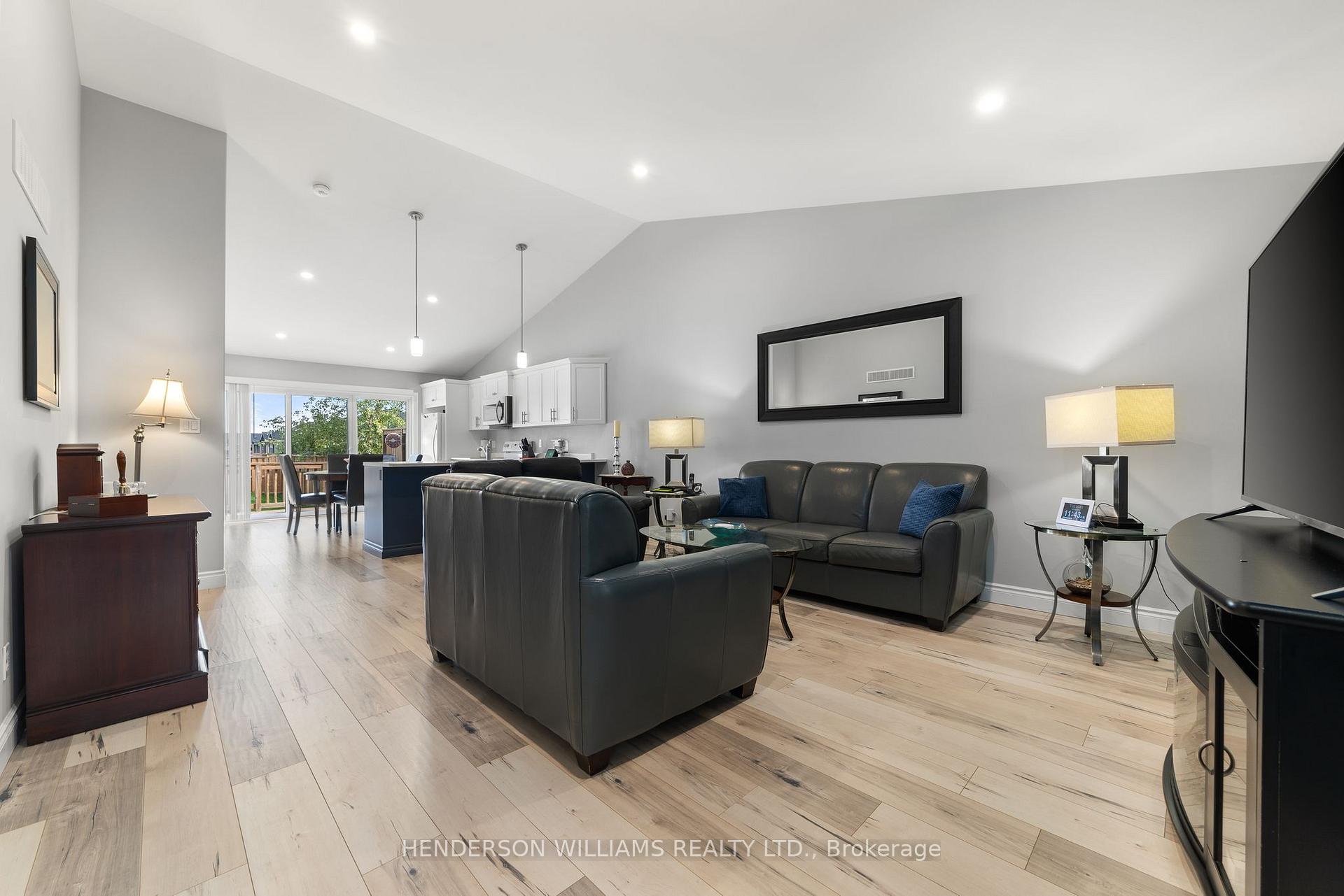 Photo 12 of 84 Farrington Crescent, Prince Edward County, Picton Ward — HOMEH
