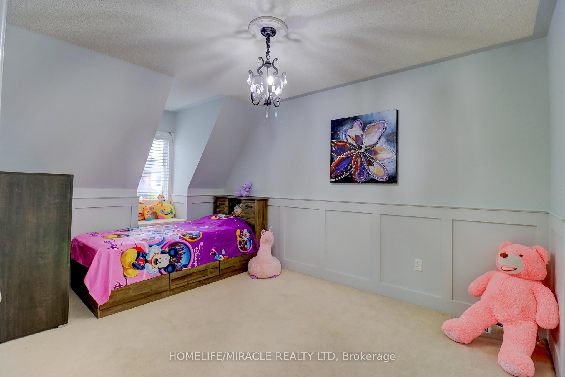 Photo 20 of 12 Breezewood Court, Whitby, Brooklin — HOMEH