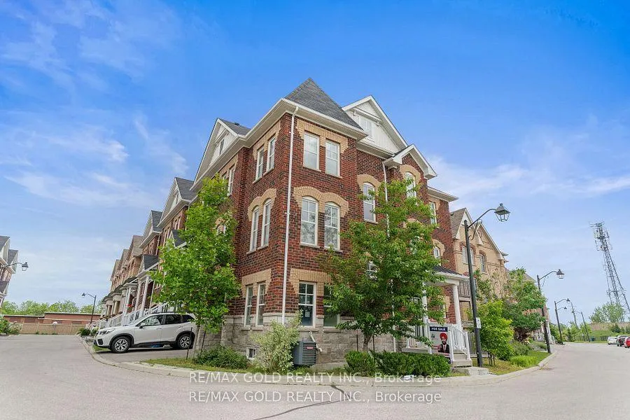 Photo 3 of Unit 25, 10 Porter Avenue W, Vaughan, West Woodbridge — HOMEH
