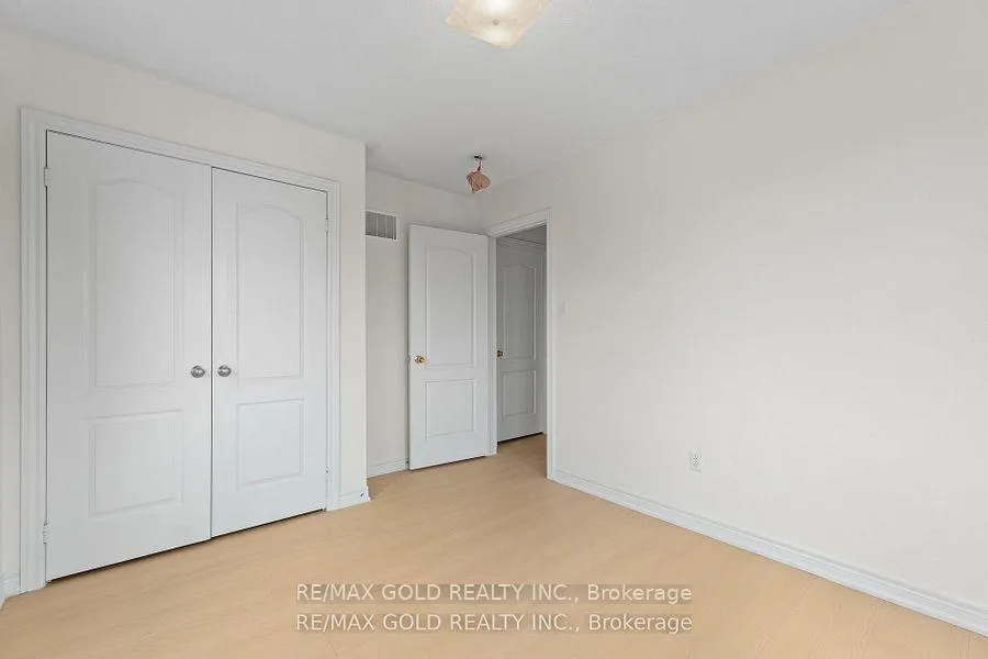 Photo 23 of Unit 25, 10 Porter Avenue W, Vaughan, West Woodbridge — HOMEH
